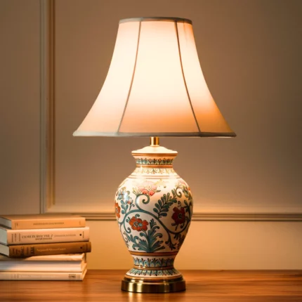This a beautiful and elegant ceramic lamp. The palazzo lamp add a touch of elegance to your space.